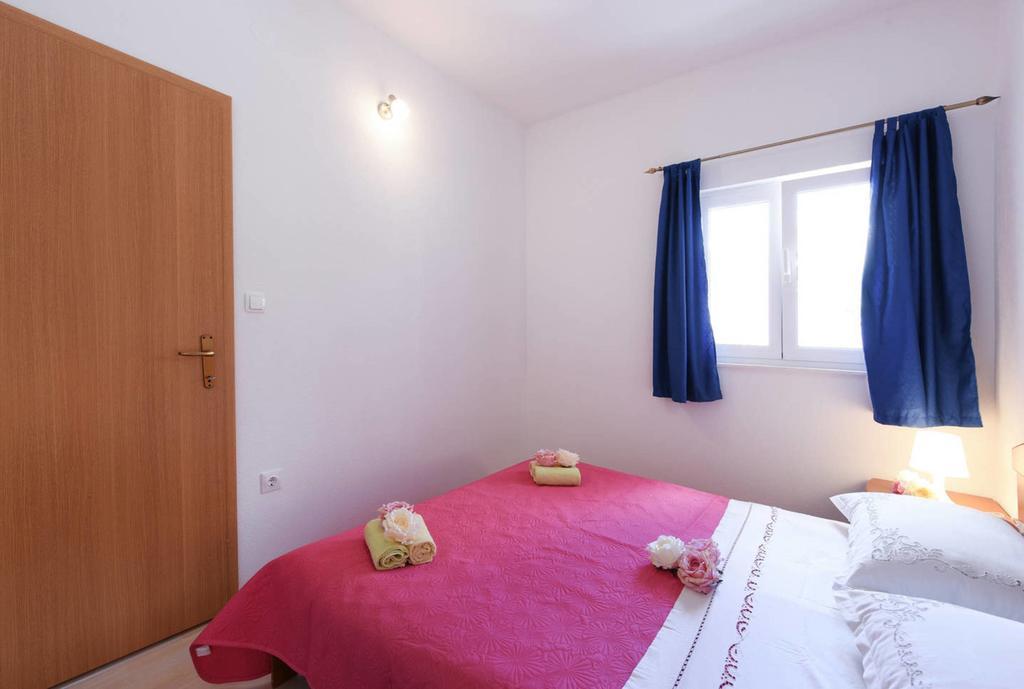 Apartments Sea Star Ivana Marina Exterior foto